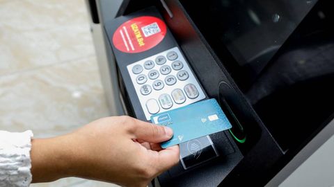 Oʻzbekistonda muomaladagi bank kartalari soni keskin ko‘paydi