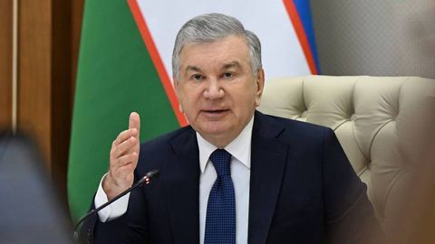 В Узбекистане планируется построить и отремонтировать 21 тысячу километров дорог