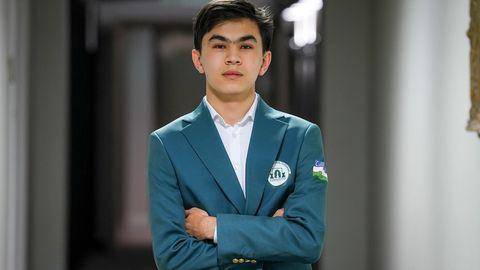 Freestyle Chess Grand Slam. Javohir Sindorov yarim finalda Magnus Karlsenga mag‘lub bo‘ldi