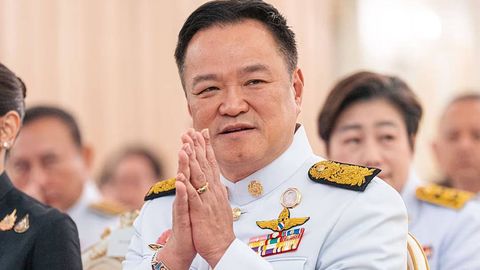 Таиландда парламент тарқатиб юборилди