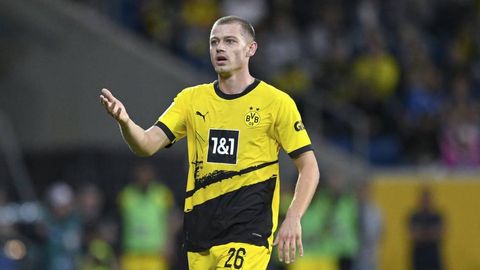 “Барселона” арзон-гаров ҳимоячи қидирмоқда