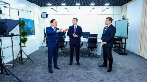 Sherzod Asadov Soliq qoʻmitasida tashkil etilgan media studiya faoliyati bilan tanishdi