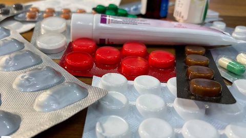 Dorilarning qog‘oz shakldagi retseptini rasmiylashtirishga 1-martgacha ruxsat beriladi