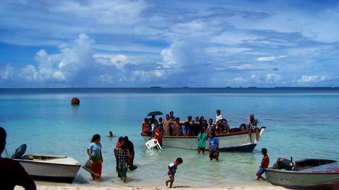 Дунёда илк бор: Маршалл оролларида аҳолига 200 долларлик криптовалюта тарқатилади