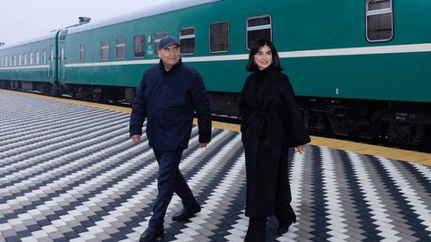 Саида Мирзиёева Ургут туманига борди