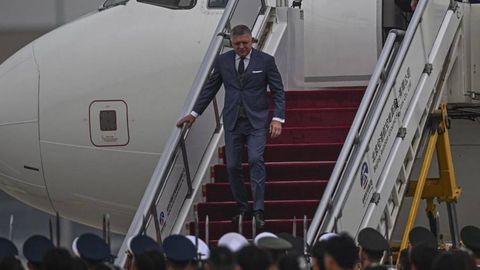 Slovakiya bosh vaziri samolyoti jiddiy shikastlandi