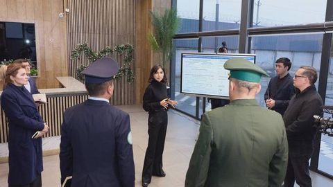 Uzbekistan to build trade and logistics centers on Tajikistan border