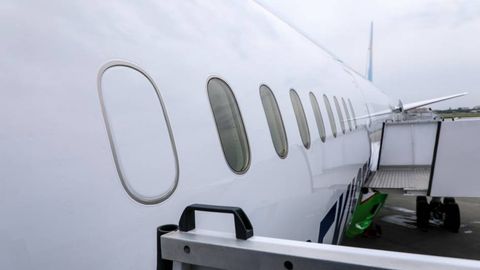 Turkiyadan qaytish uchun Centrum Air’dan chipta sotib olgan yoʻlovchilar samolyotga sigʻmay qoldi