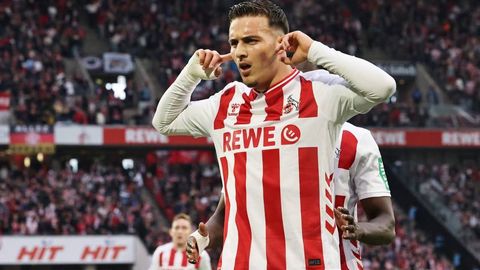 “Manchester Yunayted” 18 yoshli futbolchini 60 mln yevro evaziga transfer qilishi mumkin