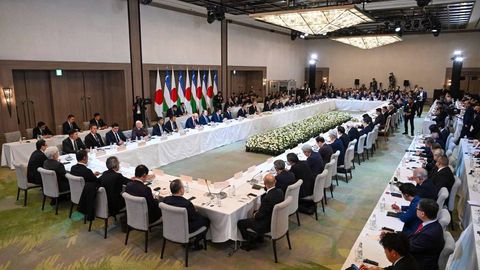 Shavkat Mirziyoyev Yaponiya biznesi bilan hamkorlikni kengaytirishga chaqirdi