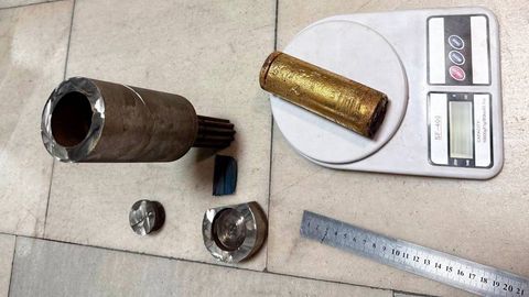 В Андижане задержан гражданин, пытавшийся вывезти золотые слитки весом около 8 кг