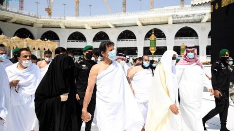 Pokiston sobiq bosh vaziri va uning xotini 17 yilga hukm qilindi