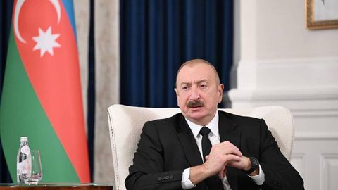 Ozarbayjon prezidenti Putin tashkillashtirgan sammitga bormadi