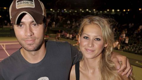 Хонанда Энрике Иглесиас ва спортчи Анна Курникова оиласида тўртинчи фарзанд дунёга келди