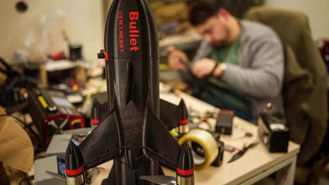 Ukraina Rossiya havo hujumlariga qarshi arzon dronlar ishlab chiqarmoqda (foto)