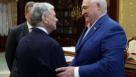 AQSH Lukashenkoga vazn yoʻqotadigan dori yetkazib bermoqchi — WSJ