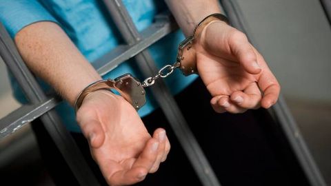 Namanganda yo‘lda ketayotgan ayolga shilqimlik qilgan 68 yoshli erkak qamaldi 