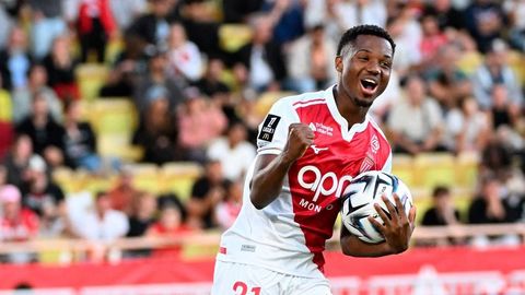 “Янги Месси” бўлиши кутилган Ансу Фати “Барселона”га қайтмоқда 