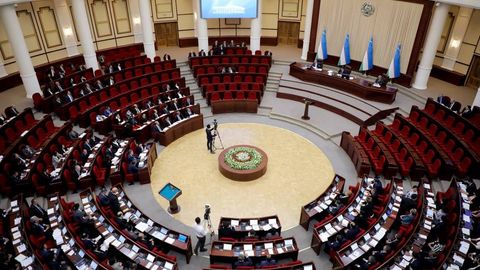 Қонунчилик палатаси 2025-йилда давлат харажатларини 41 трлн сўмга ошириш масаласини ёпиқ тарзда кўрдими?