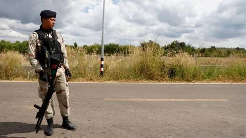 Таиланд оташкесимга қарамай Камбоджа билан чегарада бомбардимон уюштирди