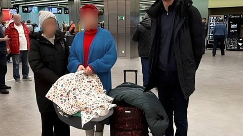 В Узбекистан вернули новорожденного ребенка, которого мать хотела бросить в России