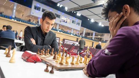 Rapid va blits Jahon chempionati. Abdusattorov va Sindorov chempionlik uchun kurashni davom ettirmoqda