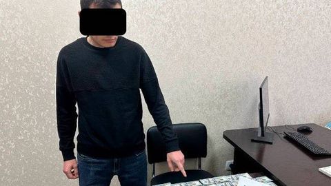 Toshkentda kadastr xodimi 5 ming dollar pora bilan qoʻlga tushdi