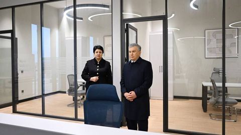 Шавкат Мирзиёев Янги Тошкентда барпо этилаётган “Янги Ўзбекистон” университетини кўздан кечирди