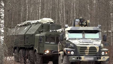 Беларусь Россиянинг “Орешник” ракетасини жанговар навбатчиликка қўйди (видео)