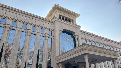 Uzbekistan plans privatization of five state-owned banks starting 2026