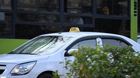 1 январдан таксичилар қанча солиқ тўлаши очиқланди