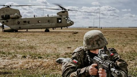 Қурол-яроғ омборига айланган Ер курраси: қайси давлатнинг ҳарбий харажатлари энг юқори?