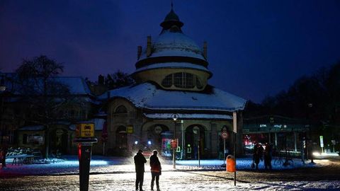 Германияда экстремистлар уюштирган ёнғин сабаб 45 минг хонадон электрсиз қолди