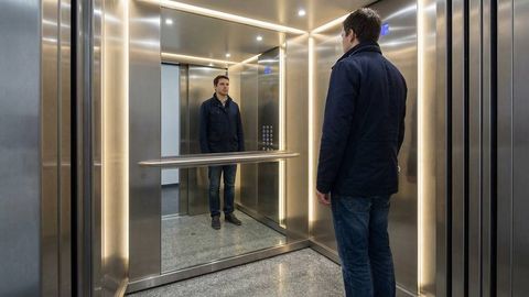 Liftlar ichiga ko‘zgu o‘rnatilishining sababi nima?