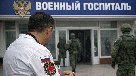 Россияда ҳарбий госпиталда фелдшерлик қилган самарқандлик эркакнинг 4 йилга озодлиги чекланди