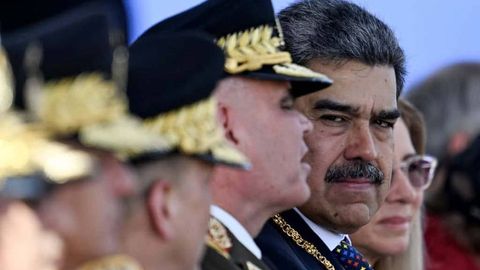 Николас Мадуронинг қўриқчиси ишдан бўшатилди