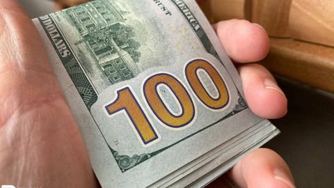 Ўзбекистонда доллар яна ошди