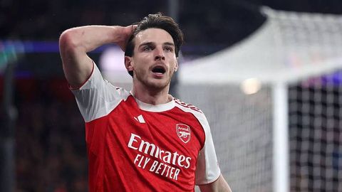 “Arsenal” futbolchisi tezlikni oshirgani uchun haydovchilik huquqidan mahrum qilindi