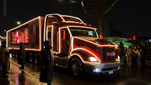 Coca-Cola янги йил карвони Ўзбекистон бўйлаб байрамона саёҳатини якунлади