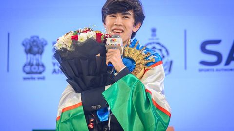 Uzbekistan Chess Federation names Javokhir Sindarov best player of 2025
