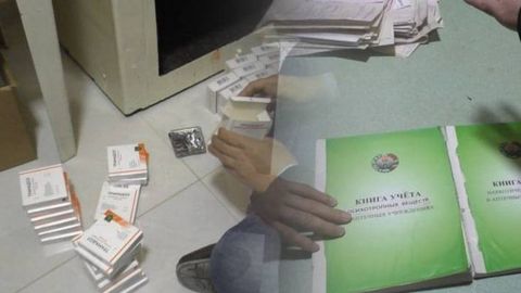 Xorazmda dorini shifokor retseptisiz sotgan farmatsevt qo‘lga olindi