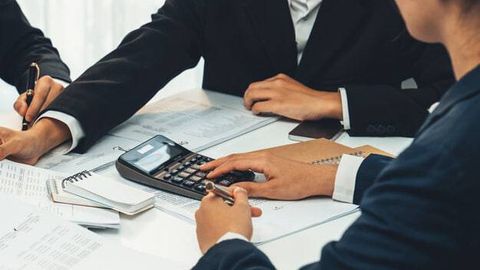 Қорақалпоғистонда солиқ текшируви муддати бузилгани сабабли тадбиркорга қўлланган жарима бекор қилинди