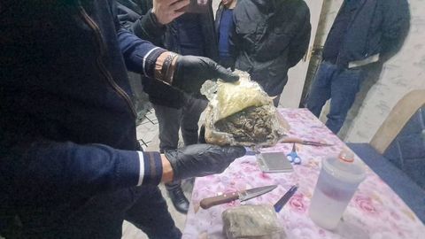 Қирғизистондан келтирилган гиёҳвандлик воситаларини Тошкентда сотмоқчи бўлган шахслар ушланди