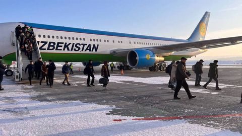 Uzbekistan Airways samolyoti Krasnoyarskka favqulodda qo‘ndi