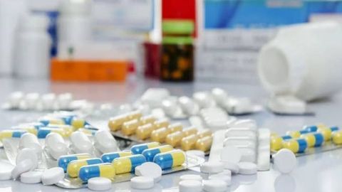 Afg‘oniston Pokistondan dori-darmon importini to‘xtatadi