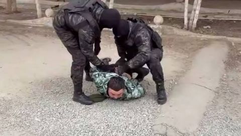 Xorazmda oʻzidan “koʻcha” yasab olgan uch kishi qamoqqa olindi 