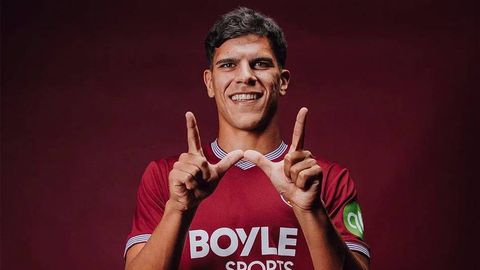 Манчестер клублари “Вест Ҳэм” футболчиси учун курашга кирди