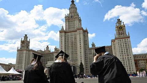 Россияда бакалавриат ва магистратура босқичма-босқич бекор қилинади