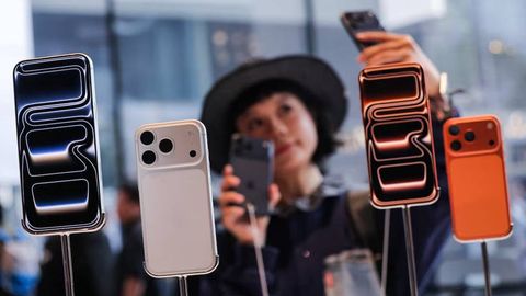 Apple iPhone сотувида рекорд ўрнатди