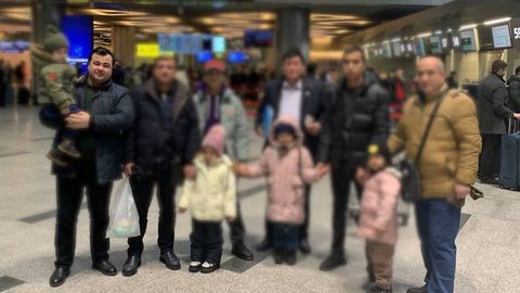 Россияда қаровсиз қолган олти нафар бола Ўзбекистонга қайтарилди